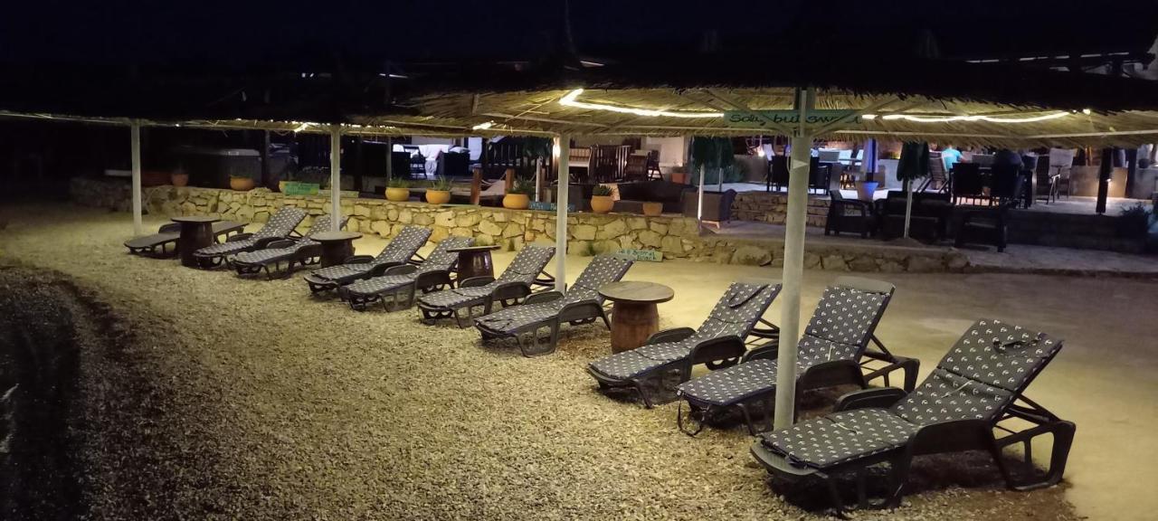 Beach House Danica - Resort & Tavern Bain, Free Transport, Pool, Island Of Zut - Kornati Pristanisce Exterior foto